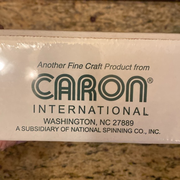 WonderArt Latch hook kit - Picture 3 of 4